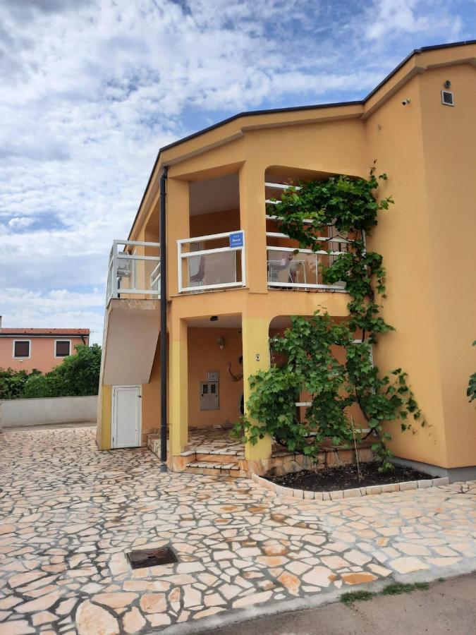 Apartments Baotic Vir Extérieur photo